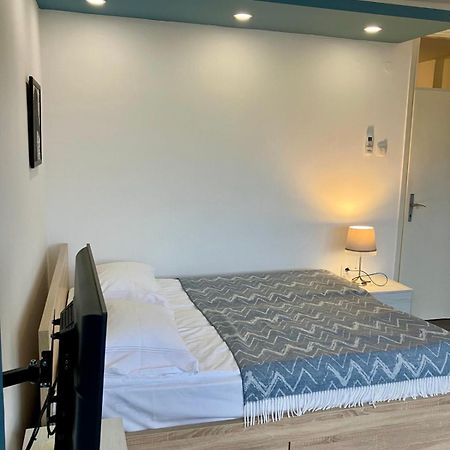 Blue Moon Apartment Novi Sad Luaran gambar